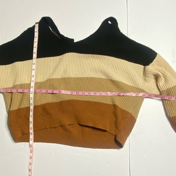 SHEIN Colorblock Knit Sweater – Size L (US 8/10) - Picture 4 of 5